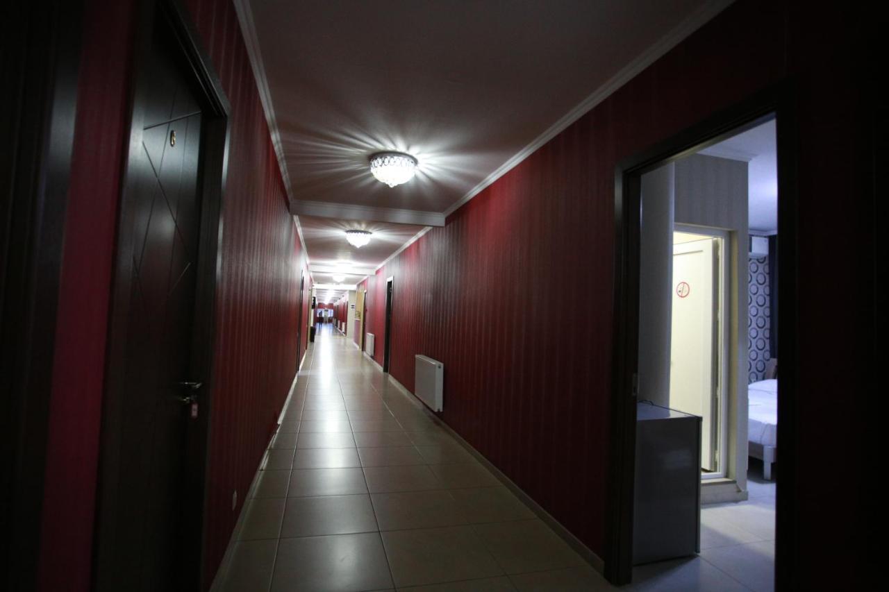 Hotel Okriba Tbilisi Esterno foto