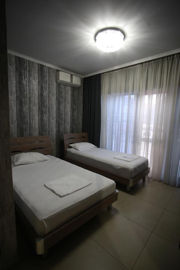 Hotel Okriba Tbilisi Esterno foto